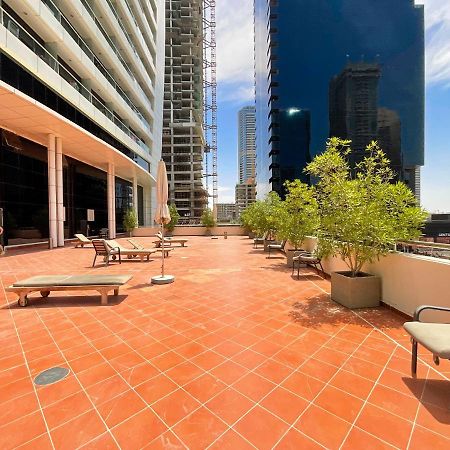 Higuests - Modern Studio With Incredible City Skyline View Dubái Exterior foto