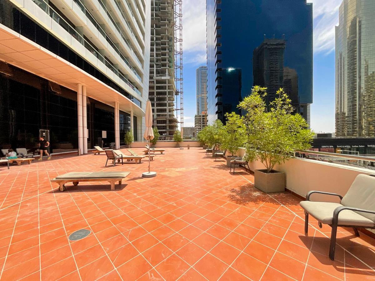 Higuests - Modern Studio With Incredible City Skyline View Dubái Exterior foto